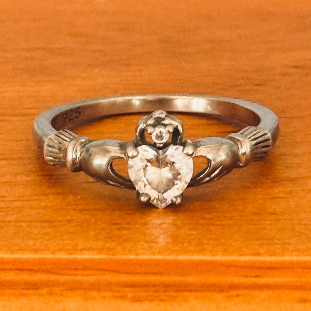 .925 Sterling Silver Irish Claddagh Ring Size 10
